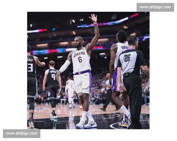 湖人对阵掘金焦点之战星光碰撞季后赛气息拉满全场博弈悬念升级